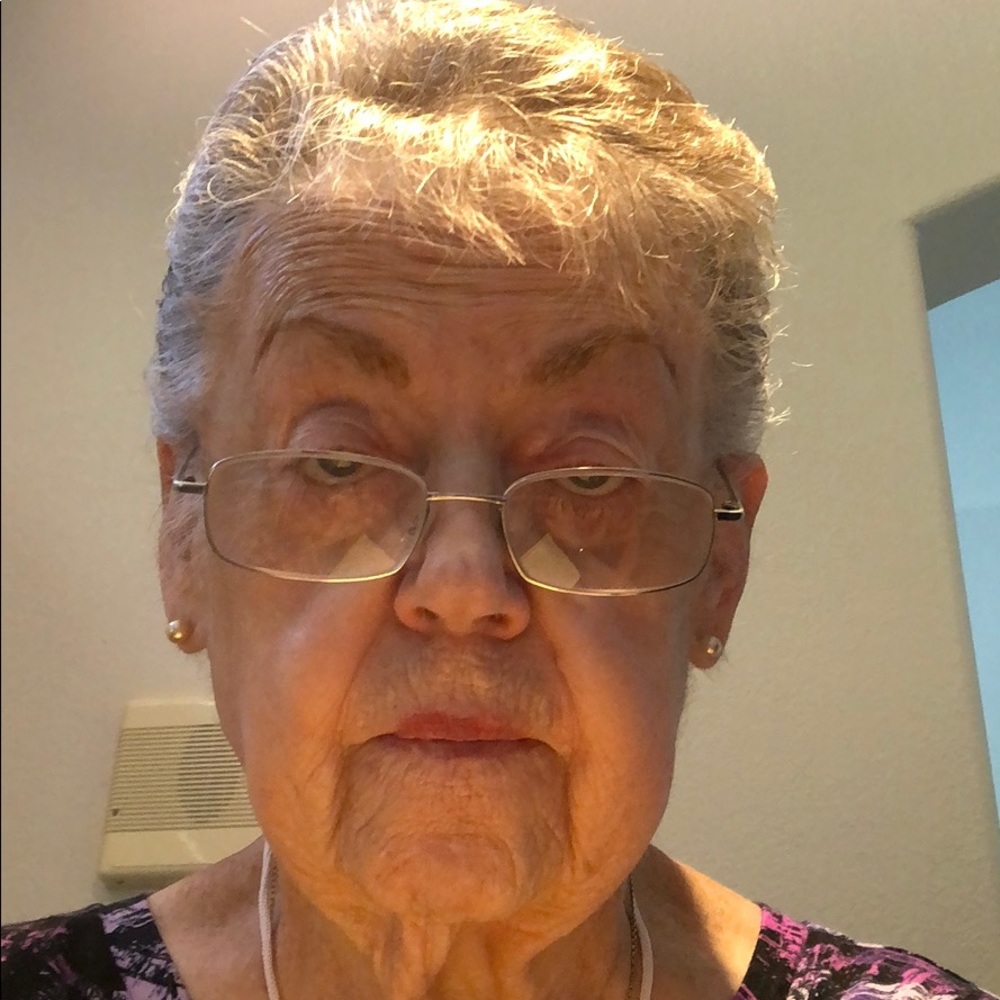 Meet your Posher, Arlene